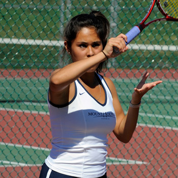 Tennis Falls to Unbeaten MIT, 7-2