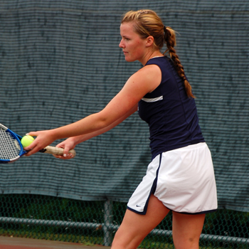 Tennis Drops Pivotal NEWMAC Match at Wheaton