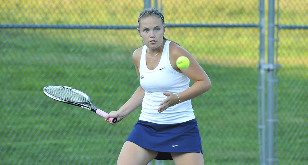 Tennis Bests Roger Williams, 8-1, in 2014-15 Finale