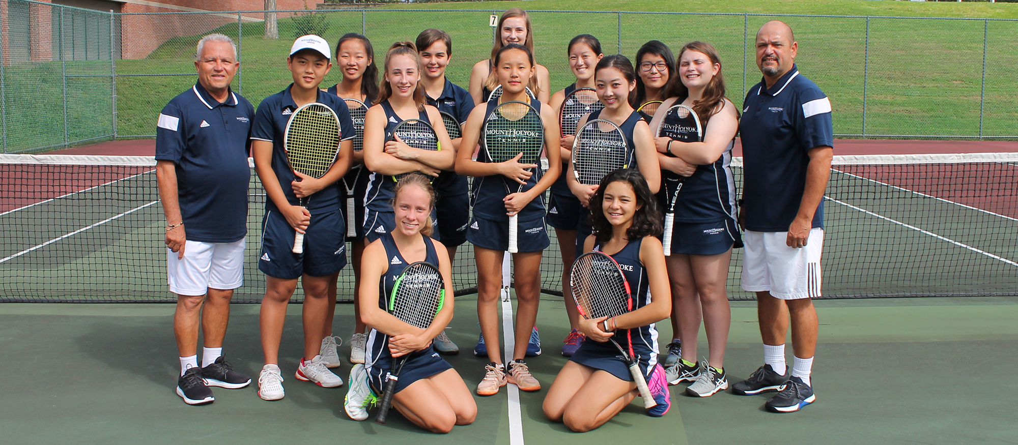 Photo of the 2018-19 Lyons Tennis Team.