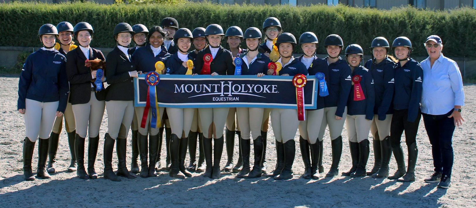 Lyons win Williams Show in IHSA season opener