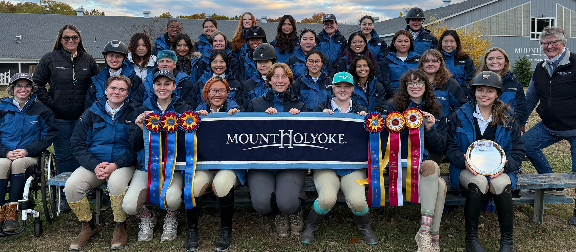 Hunt seat riding two points shy of a perfect score at Mount Holyoke Show