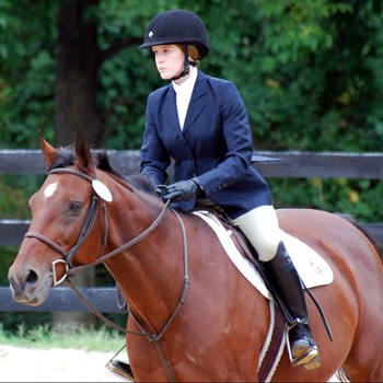 Lohrer and Shortt Lead Mount Holyoke to High Point Championship at Smith Show