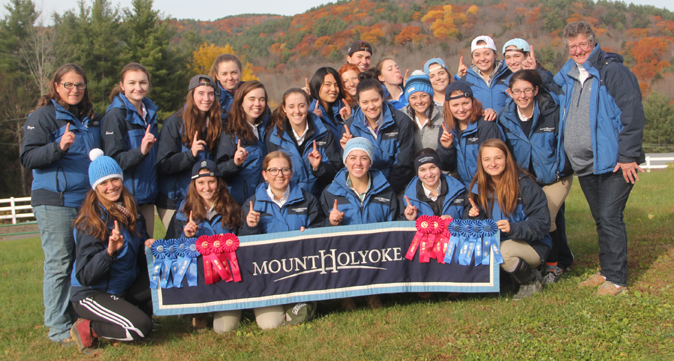 Riding Claims Victory at Amherst College Show