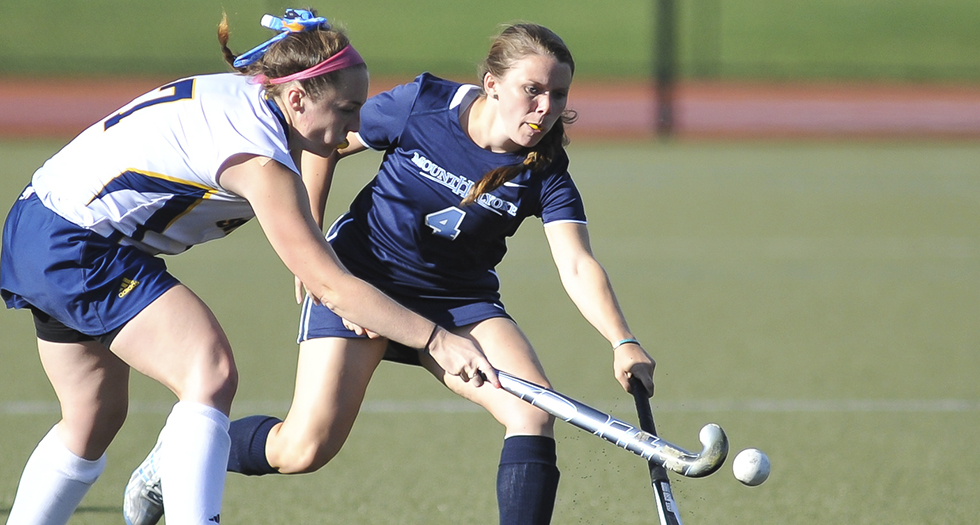 #17 Field Hockey Downs Western New England, 4-1
