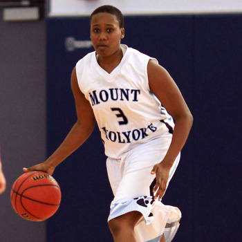 Basketball Falls to #22 Babson, 70-52
