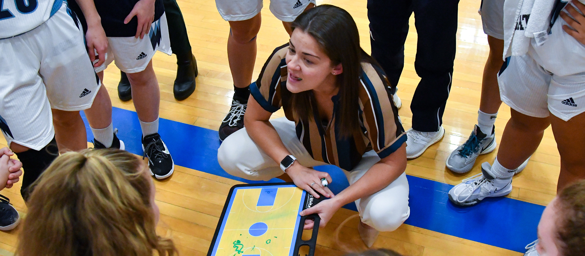Jackie Ward has served as head coach of Mount Holyoke basketball since the 2018-19 season. (RJB Sports file photo)