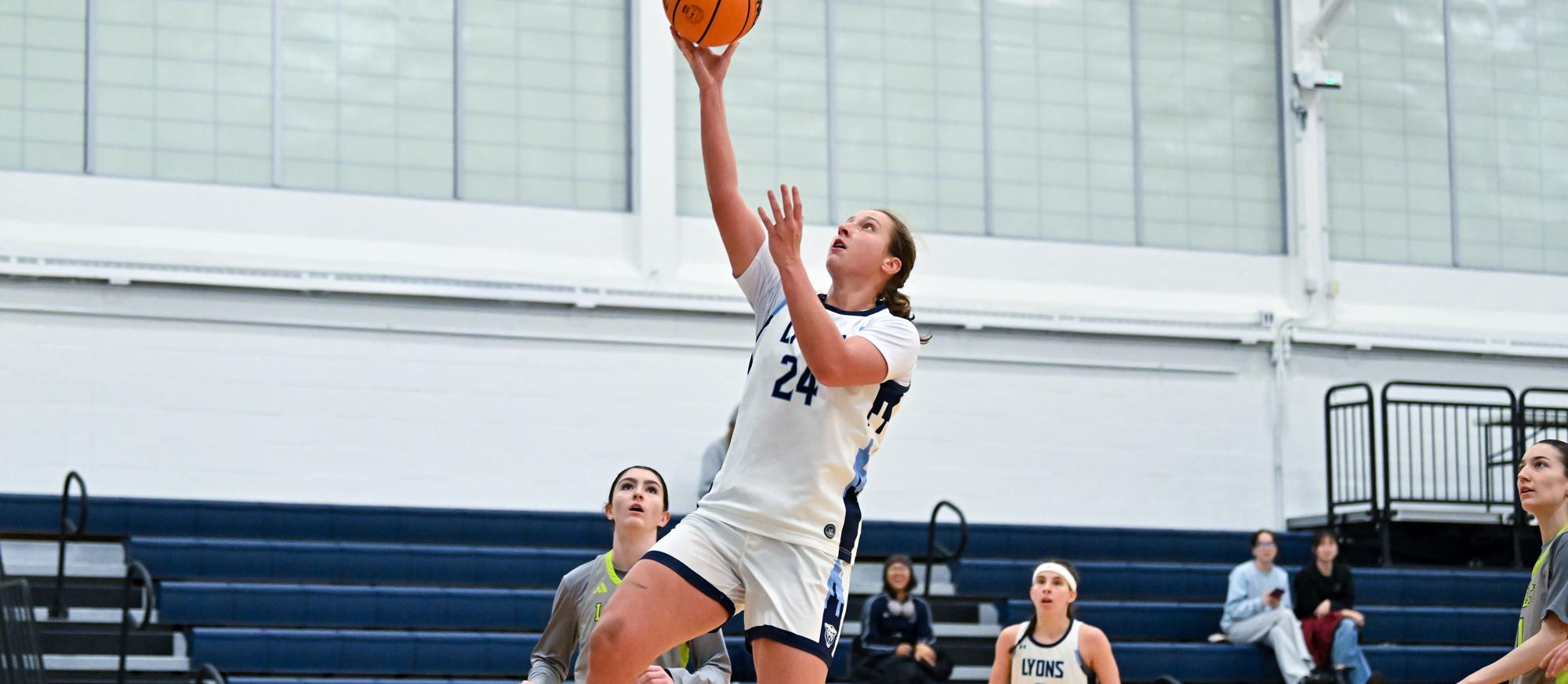 Taryn White had 11 points and nine rebounds in Mount Holyoke's loss at Colby-Sawyer on Jan. 7, 2026. (RJB Sports file photo)