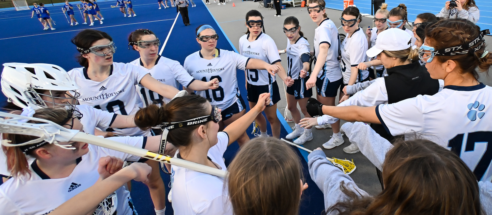 Lacrosse falls to visiting Coast Guard