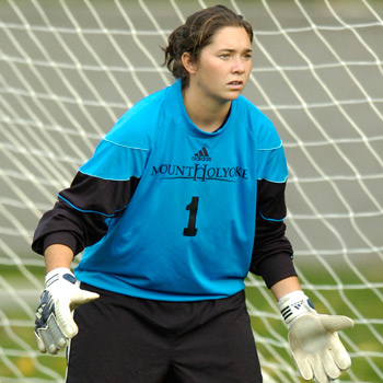 Soccer Falls to Kenyon in 2010 Opener, 3-0