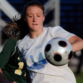 Wheaton Shuts Down Soccer, 6-0