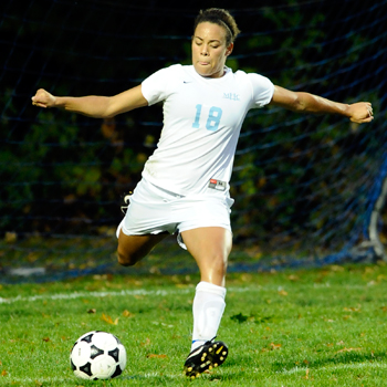 Babson Holds Off Soccer With Late Surge