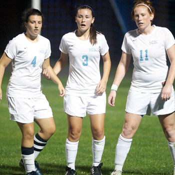 Strong Second Half Pushes Wesleyan Past Soccer, 6-0