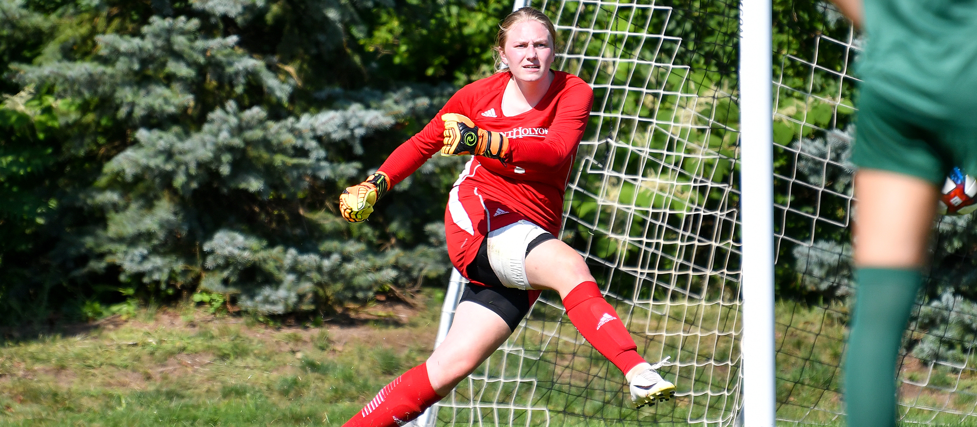 Soccer Draws With Wellesley in Season Finale; Breen Posts Career-Best 16 Saves
