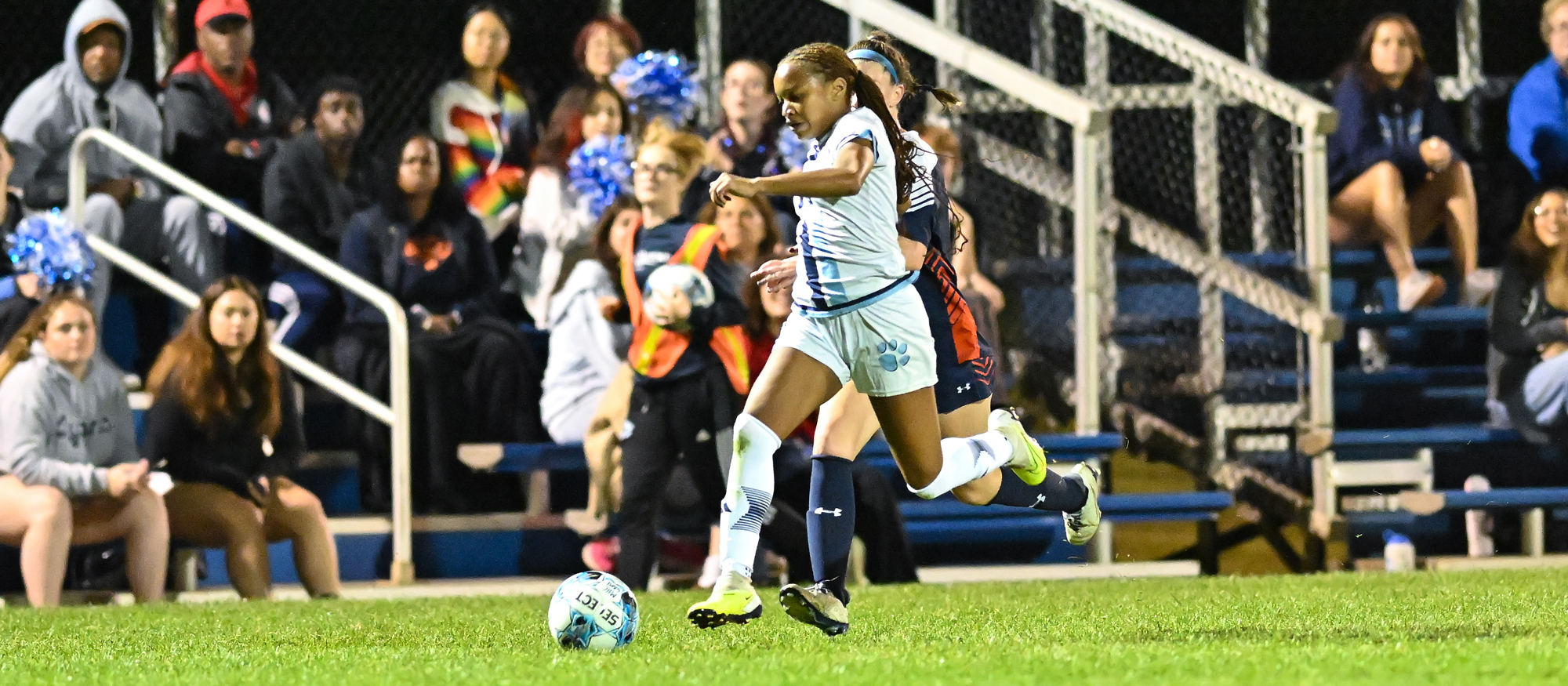 Sage Hudson's late-game breakaway was stopped by Wellesley as Mount Holyoke settled for a 0-0 tie against Wellesley on Oct. 9, 2024. (RJB Sports file photo)