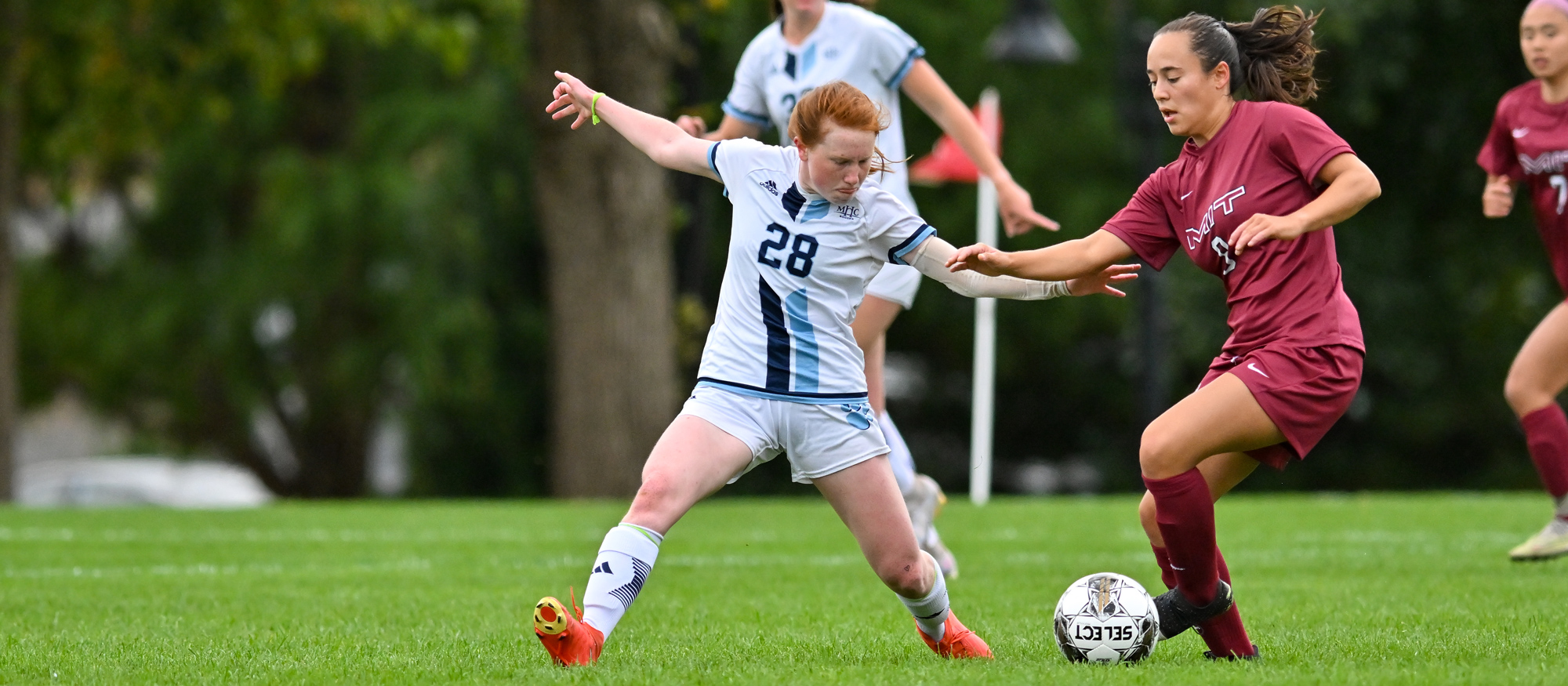 Avery Livingston and Mount Holyoke gave No. 4 MIT a tough game in a 2-0 loss to the Engineers at home on Sept. 21, 2024. (Bob Blanchard/RJB Sports)