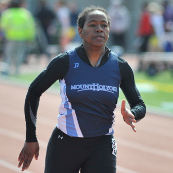 Edebeli Leads the Way For Track and Field at Aloha Relays