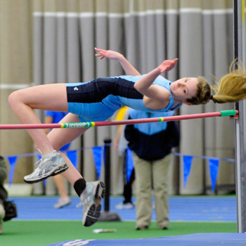 Indoor Track and Field Competes in Southern Maine Invitational