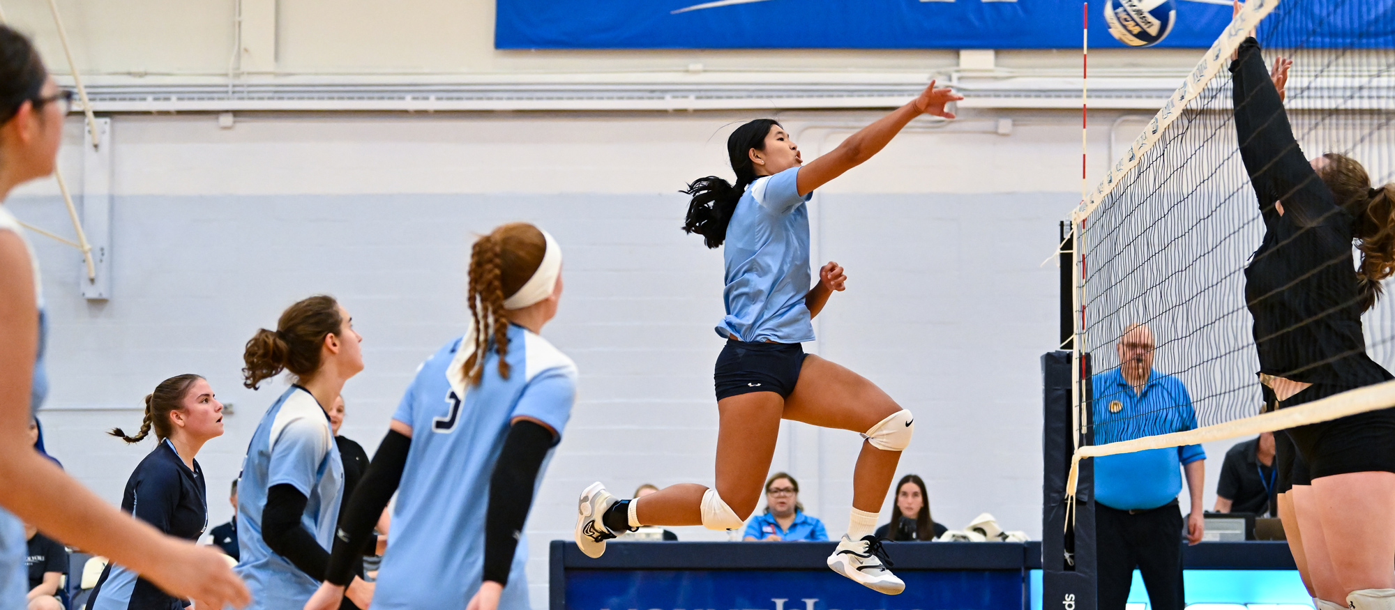 Elle Rimando led Mount Holyoke with 13 kills in a 3-1 loss to UMass Boston on Sept. 17, 2025. (RJB Sports file photo)