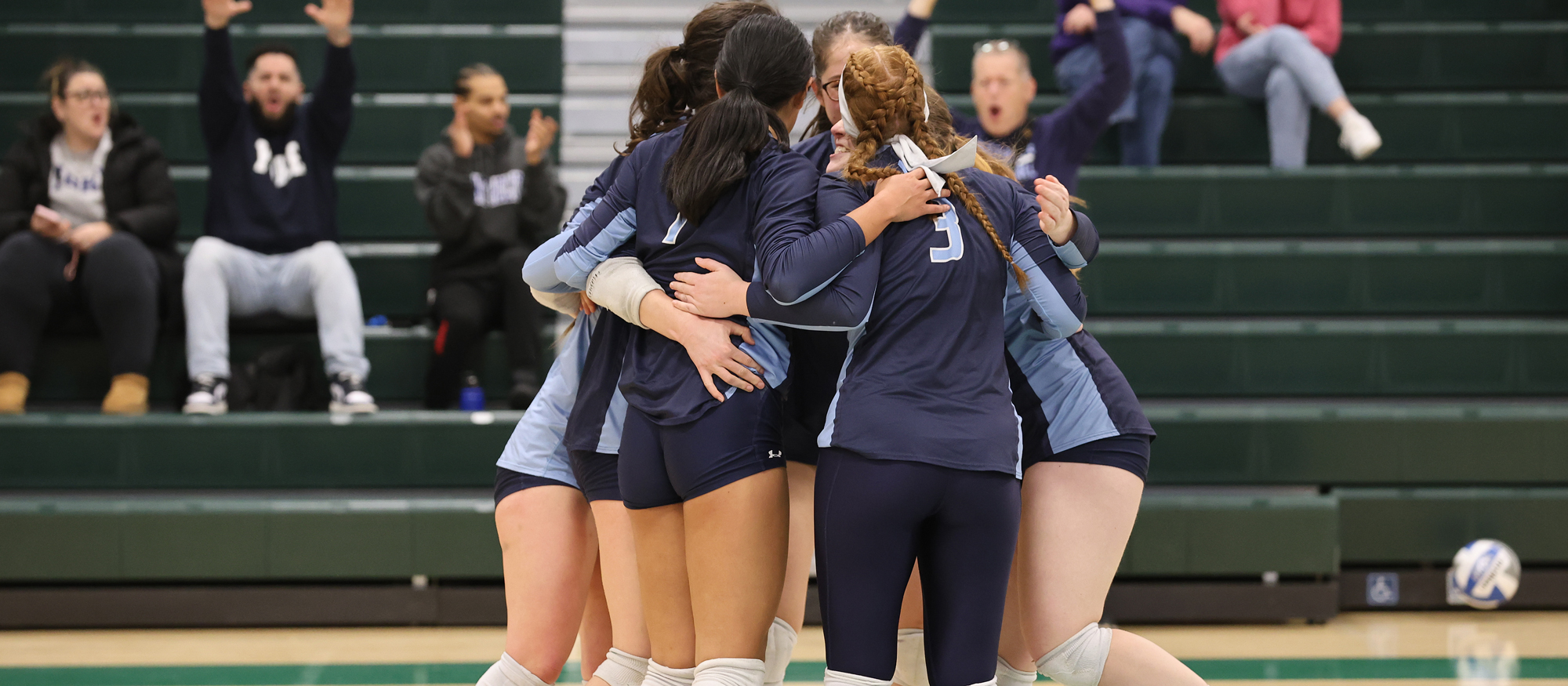 Mount Holyoke finished 15-14 with a 3-1 loss at Babson in the NEWMAC Quarterfinals on Nov. 11, 2025. (Jon Endow/Courtesy of Babson)